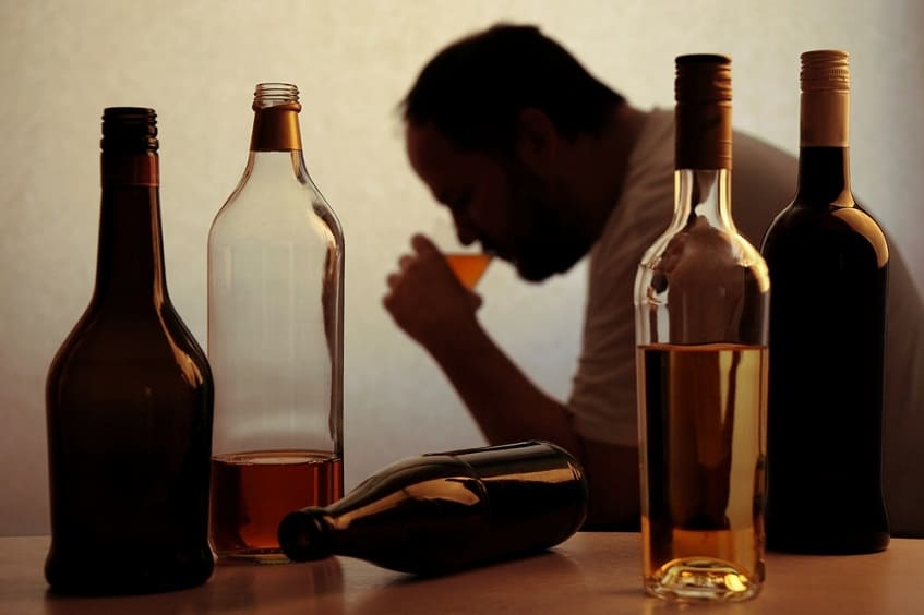 how alcohol affects blood vessels