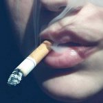 курение приводит к аневризме